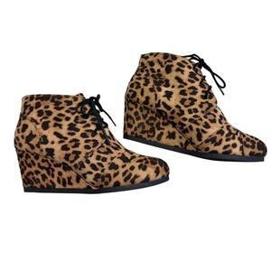 Cityclassified Leopard Print Wedge Ankle Boots Lace Up Women's Size 9
